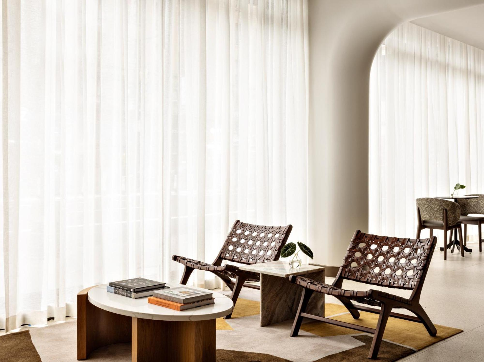 纽约 时代广场希尔顿花园旅馆酒店 外观 照片 The interior of a suite at The Standard East Village
